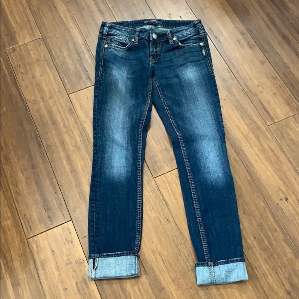 Silver brand Aiko skinny crops